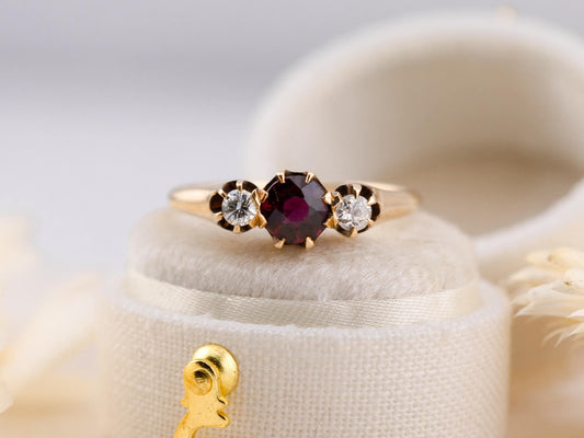 Vintage garnet and diamond ring three stone Victorian ring January birthstone ring 10k solid yellow gold ring, size 7