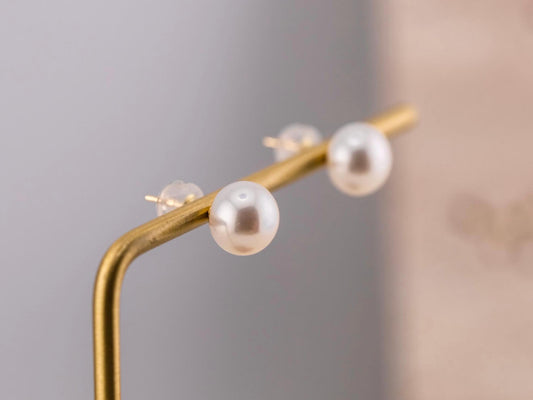 Vintage Pearl earrings vintage pearl stud earrings 14k solid gold cultured pearl earrings