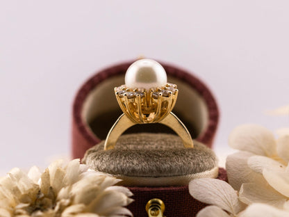 Vintage pearl and diamond ring 14k solid yellow gold statement or engagement ring genuine antique vintage ring, size 5