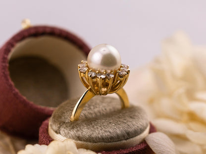 Vintage pearl and diamond ring 14k solid yellow gold statement or engagement ring genuine antique vintage ring, size 5