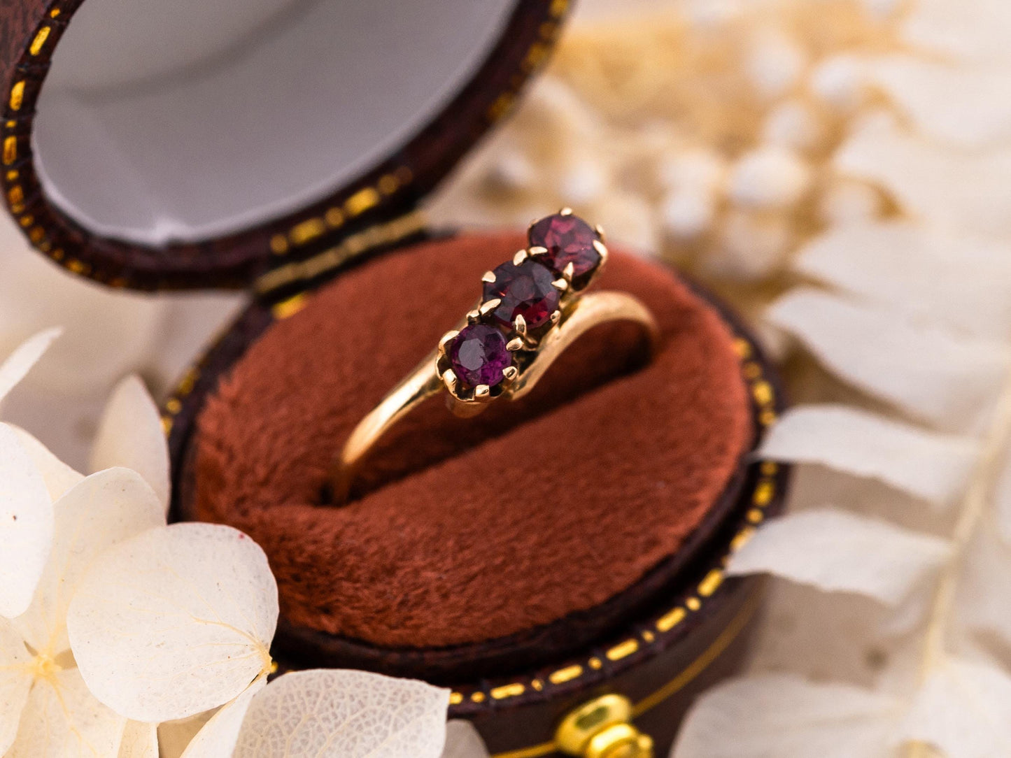 Vintage garnet ring three stone Victorian ring January birthstone ring 10k solid yellow gold ring, size 6