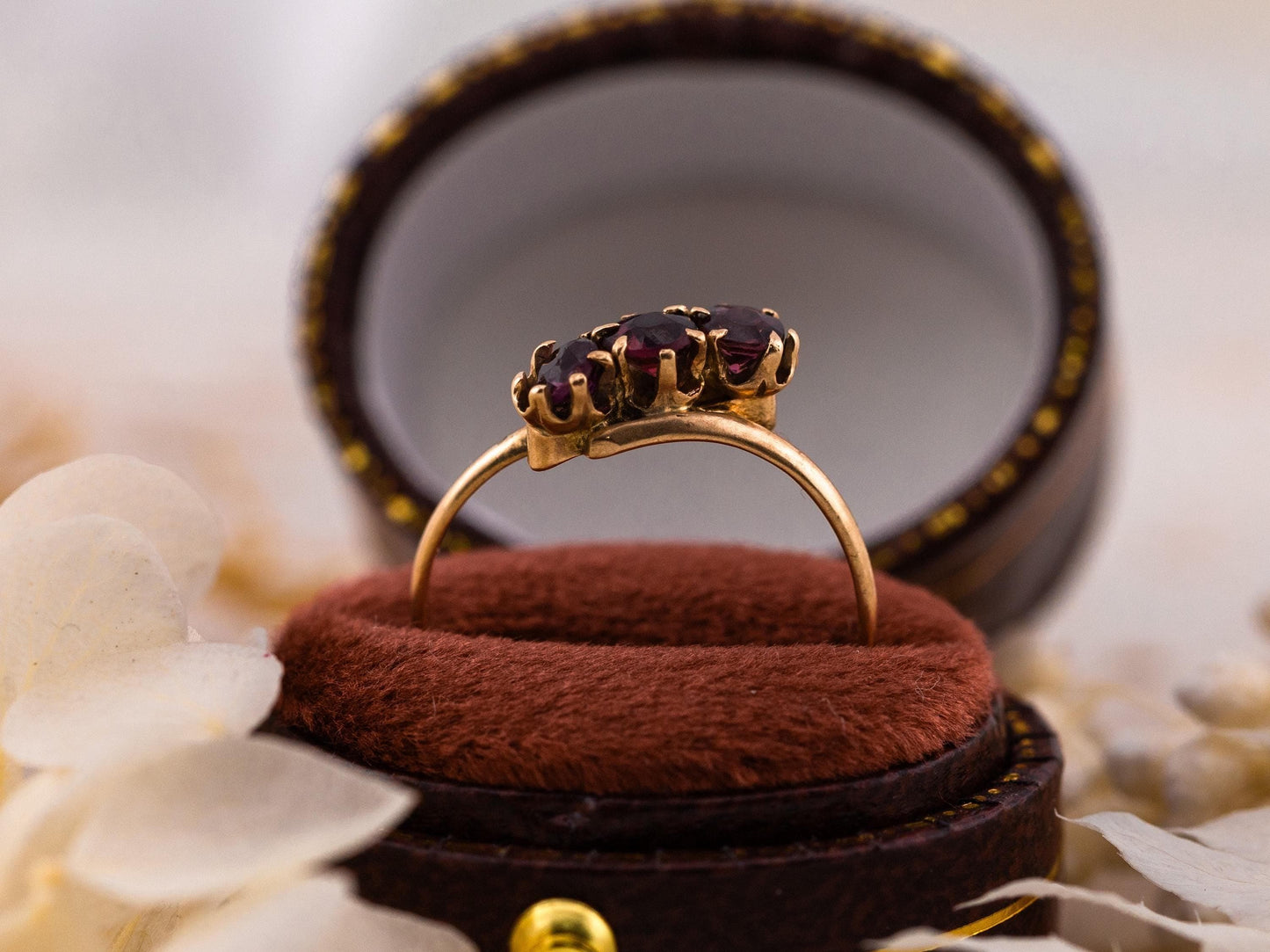 Vintage garnet ring three stone Victorian ring January birthstone ring 10k solid yellow gold ring, size 6