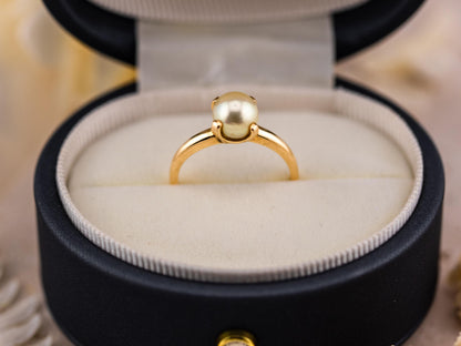 Vintage pearl ring 14k solid gold statement or engagement ring cultured pearl genuine antique ring vintage ring, size 8