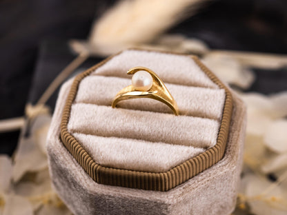 Vintage pearl ring 14k solid gold statement or engagement ring, bypass ring genuine antique ring vintage ring, size 5.5