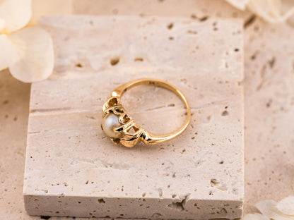 Vintage pearl ring 14k solid yellow gold statement or engagement ring genuine antique ring vintage ring, size 5