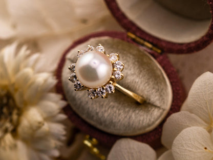 Vintage pearl and diamond ring 14k solid yellow gold statement or engagement ring genuine antique vintage ring, size 5