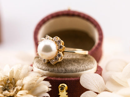 Vintage pearl and diamond ring 14k solid yellow gold statement or engagement ring genuine antique vintage ring, size 5