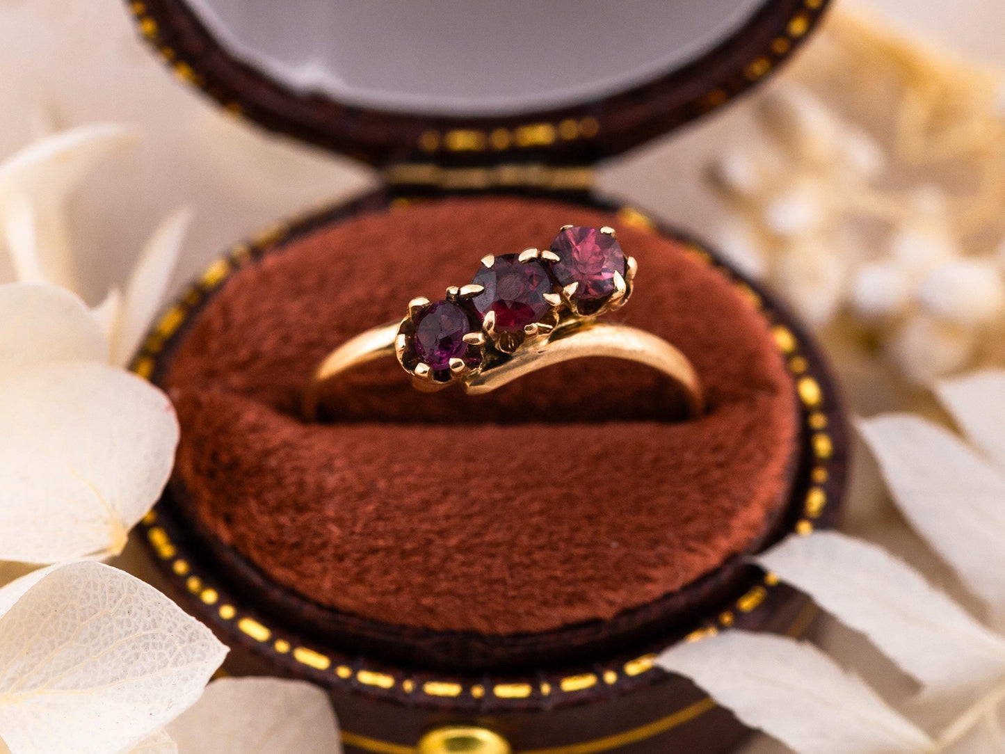 Vintage garnet ring three stone Victorian ring January birthstone ring 10k solid yellow gold ring, size 6