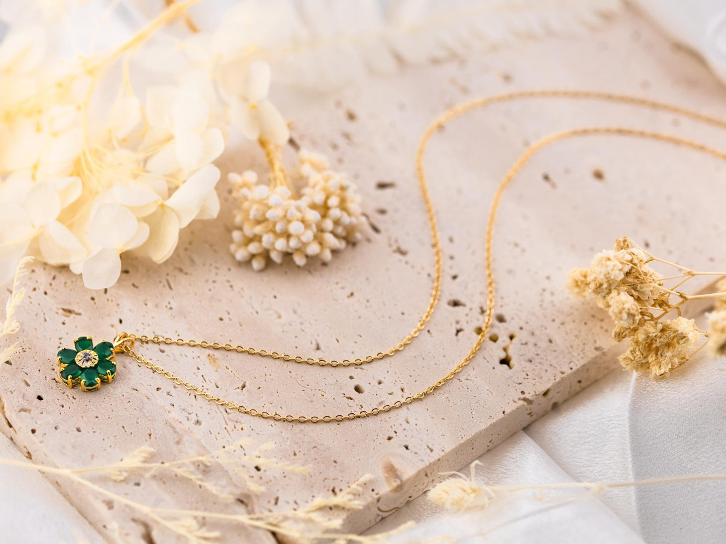 Flower necklace pendant 18k plated gold necklace nature inspired necklace floral necklace green agate and diamond necklace 18 inch chain