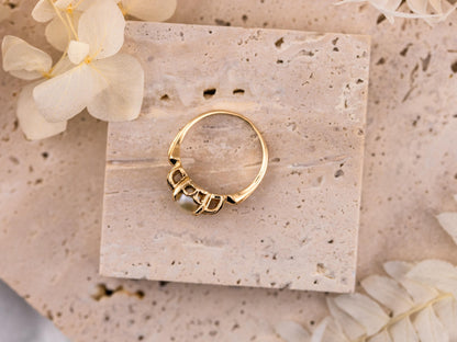 Vintage pearl ring 14k solid yellow gold statement or engagement ring genuine antique ring vintage ring, size 5