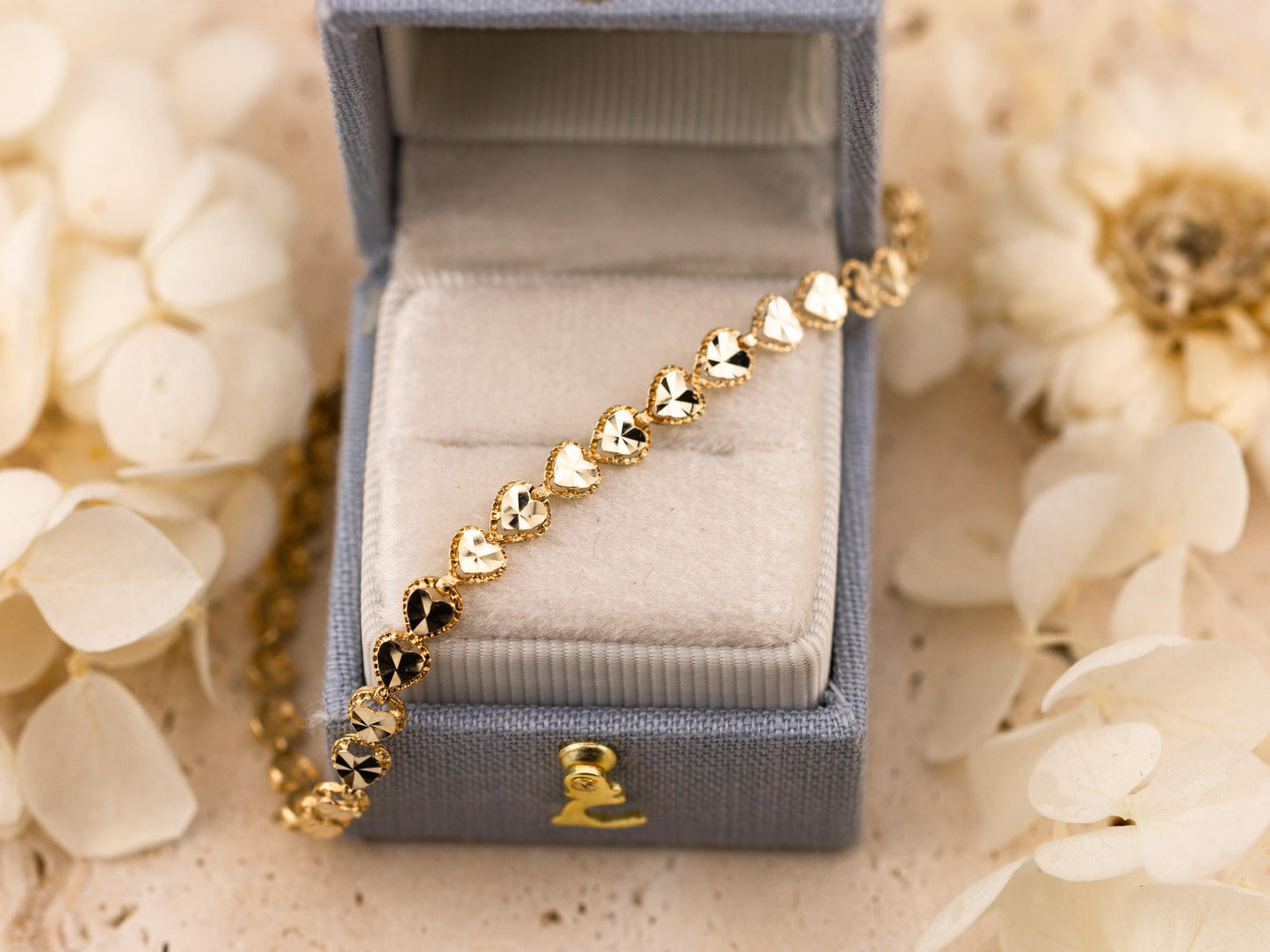 Vintage bracelet 14k solid yellow gold heart