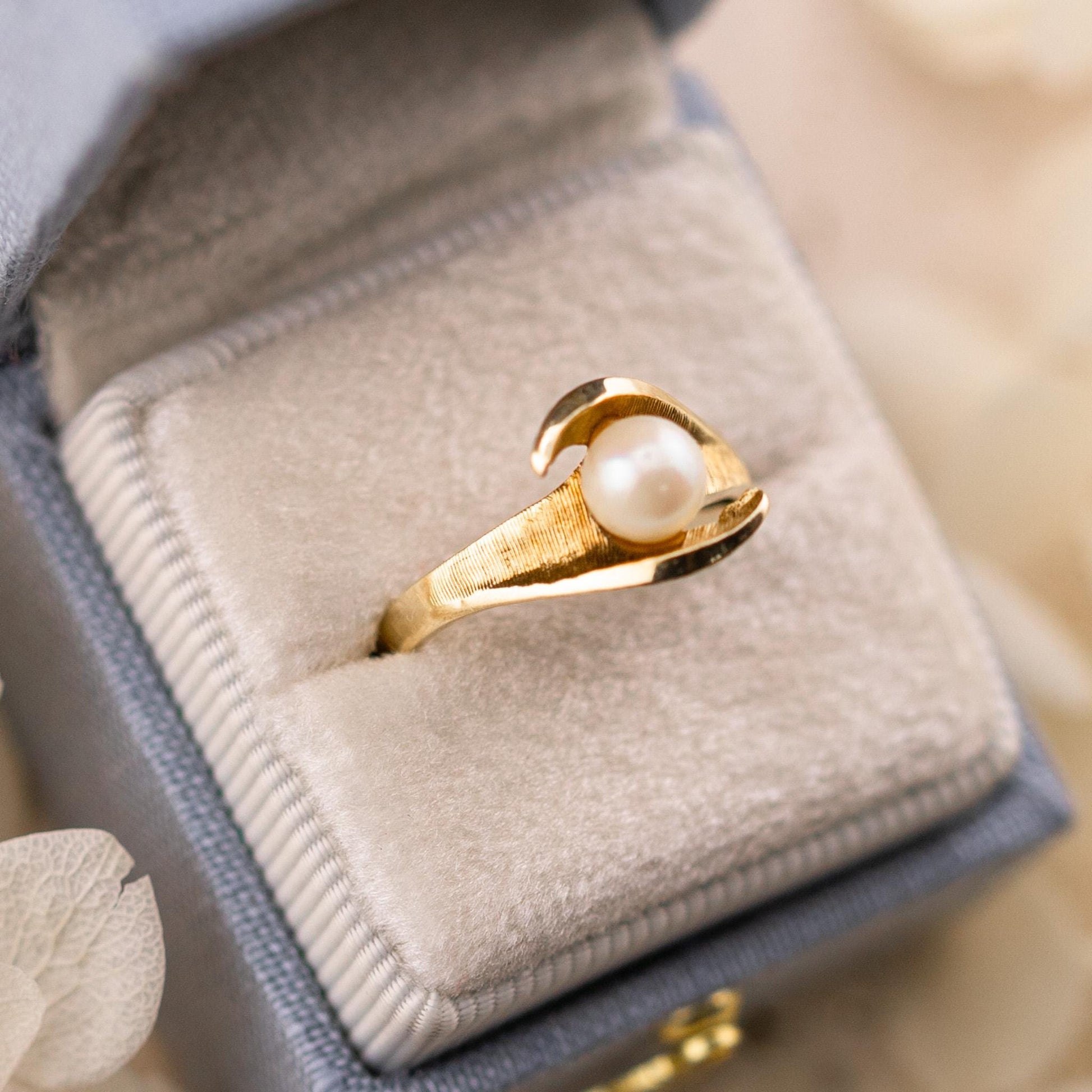 Vintage 14k Gold Pearl Ring: Bypass Statement Ring, Size 5.5