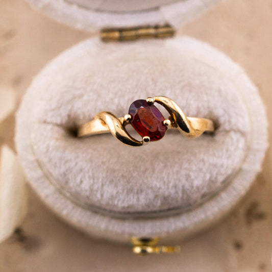 Vintage 10k Gold Garnet Ring, January Birthstone, Size 6