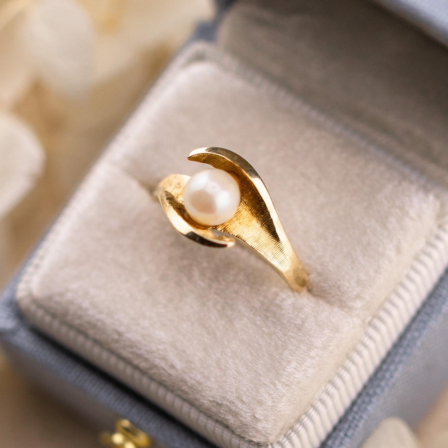Vintage 14k Gold Pearl Ring: Bypass Statement Ring, Size 5.5