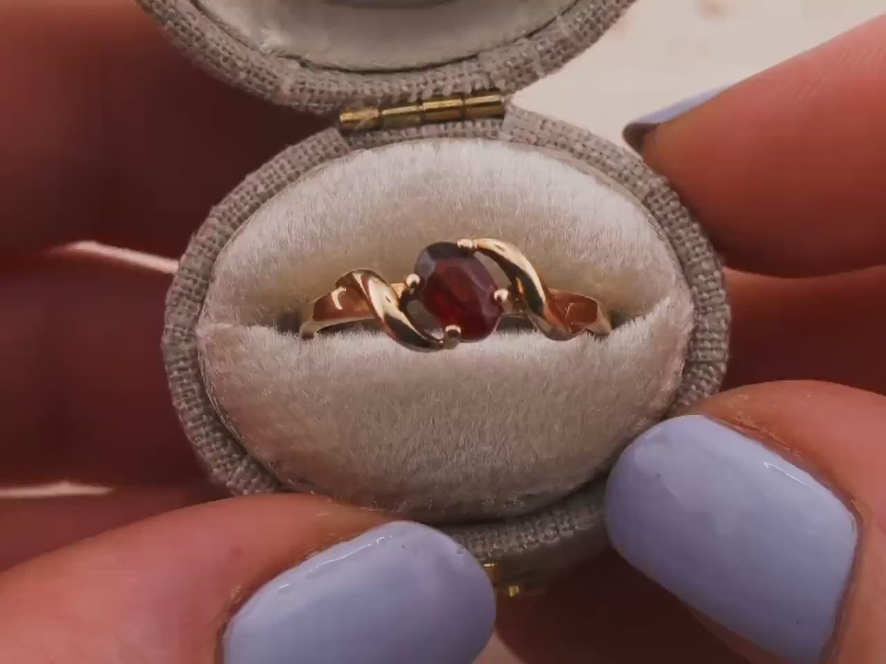 Vintage Garnet ring flower ring 10k solid gold ring January Birthstone ring, size 6