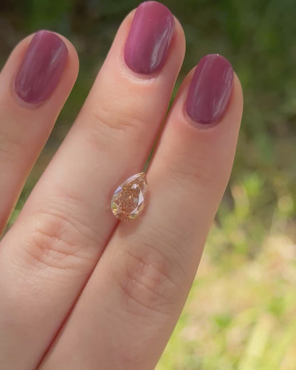 The Stone Archive · 2.57ct Fancy Vivid Pink VVS2 Pear Lab-Grown Diamond