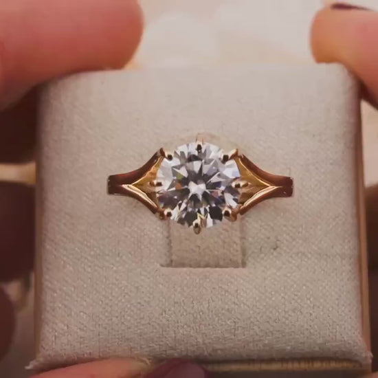Round cut engagement ring split shank lab grown diamond ring moissonite ring 3 carat 14k solid yellow gold IGI certified vintage inspired