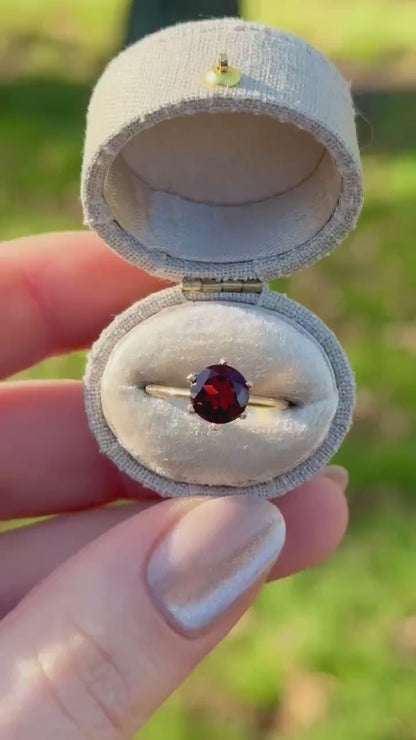 Vintage Garnet Ring, 14k Solid Gold January Birthstone