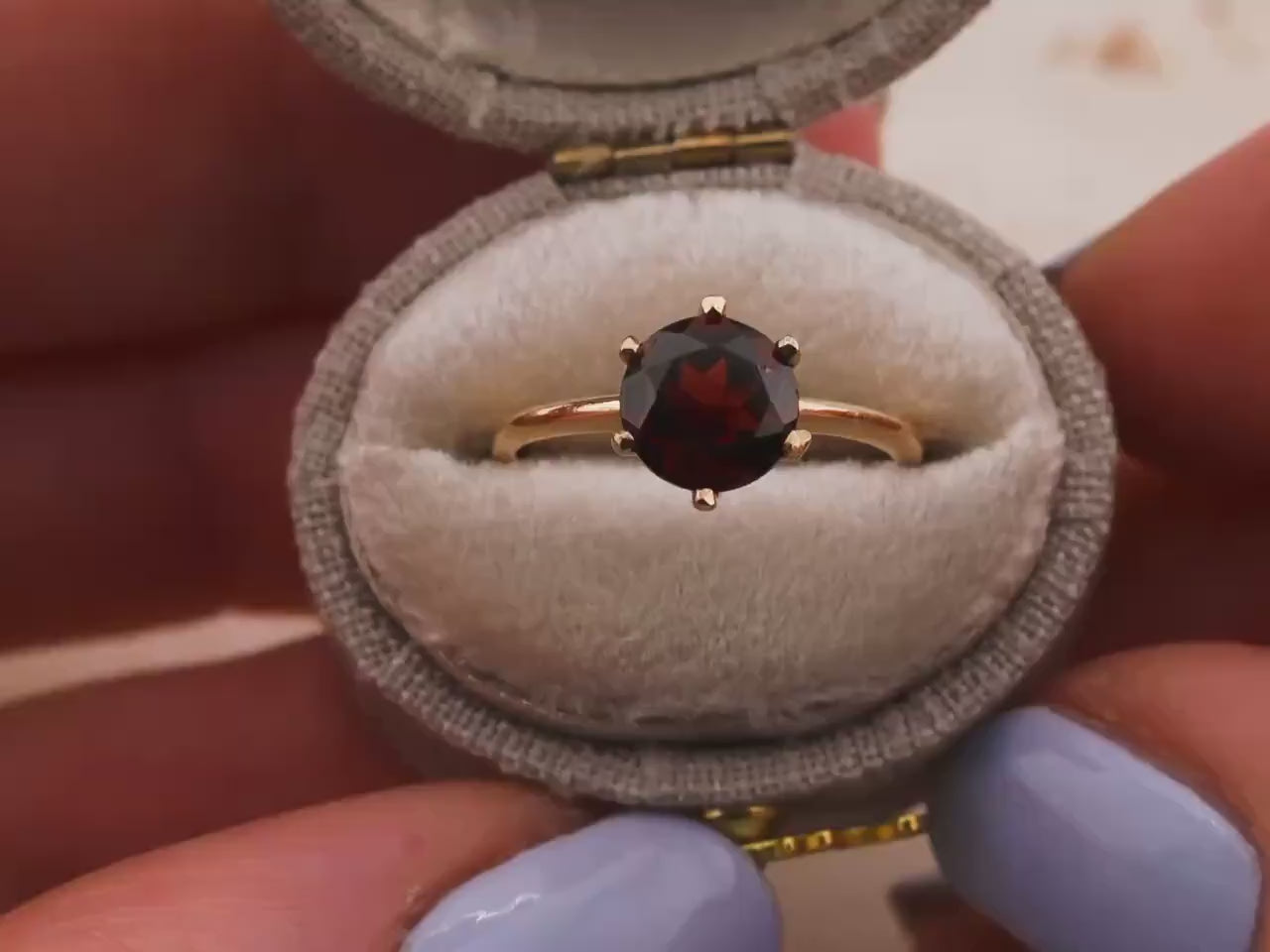 Vintage Garnet Ring Flower Ring 14k Solid Gold Ring January Birthstone ring, size 4.75