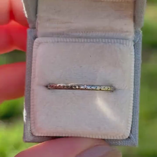 Vintage 18k White Gold Wedding Band, Milgrain Floral Ring Size 10