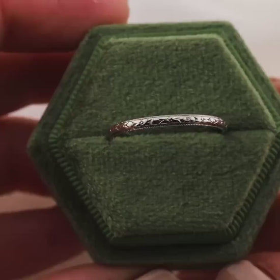 Vintage 18k White Gold Wedding Band, Milgrain Floral Ring Size 10